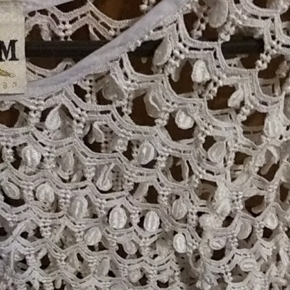 Cover-up/Lingerie ) - Picture 3 of 3